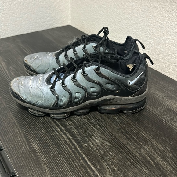 Nike Other - Vapor maxes, nike all black size 10.5